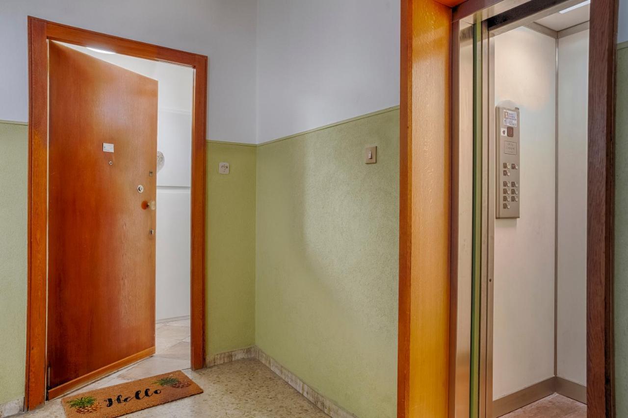 La Fine Del Mondo Apartment Триест Екстериор снимка